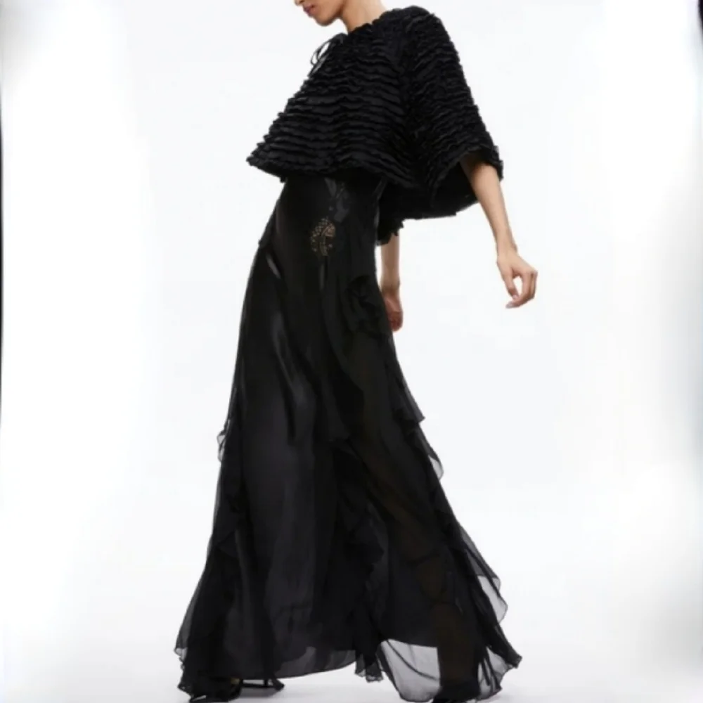 ALICE + OLIVIA Ruffle Jacket - Picture 5 of 7